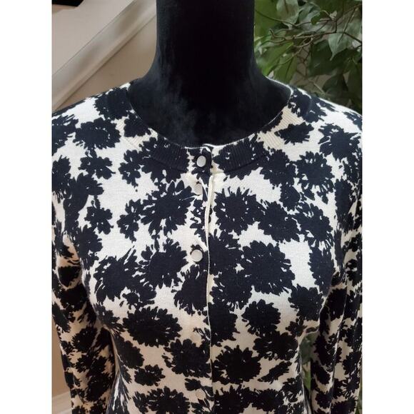 J.Crew Women Black White Floral Cotton Round Neck Long Sleeve Cardigan Sweater M - Picture 2 of 11